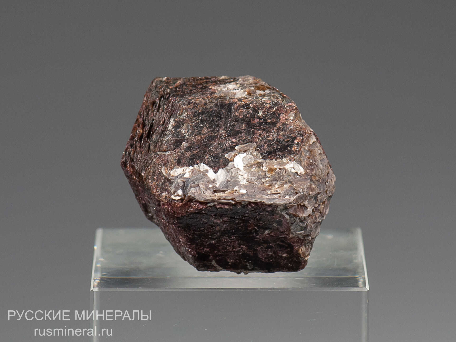 Альмандин Альмандин