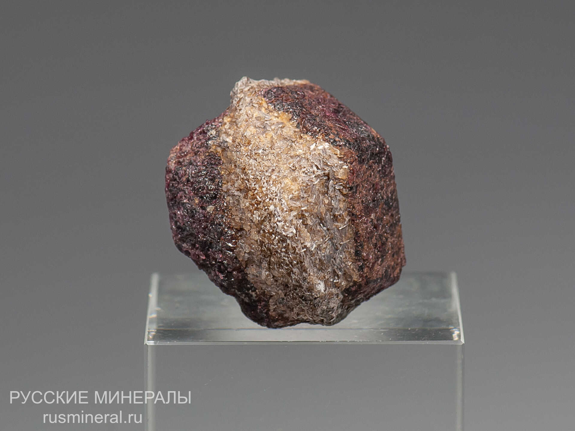 Альмандин Альмандин