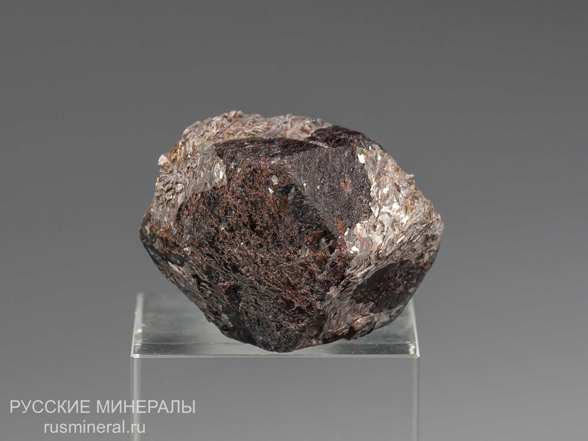 Альмандин Альмандин