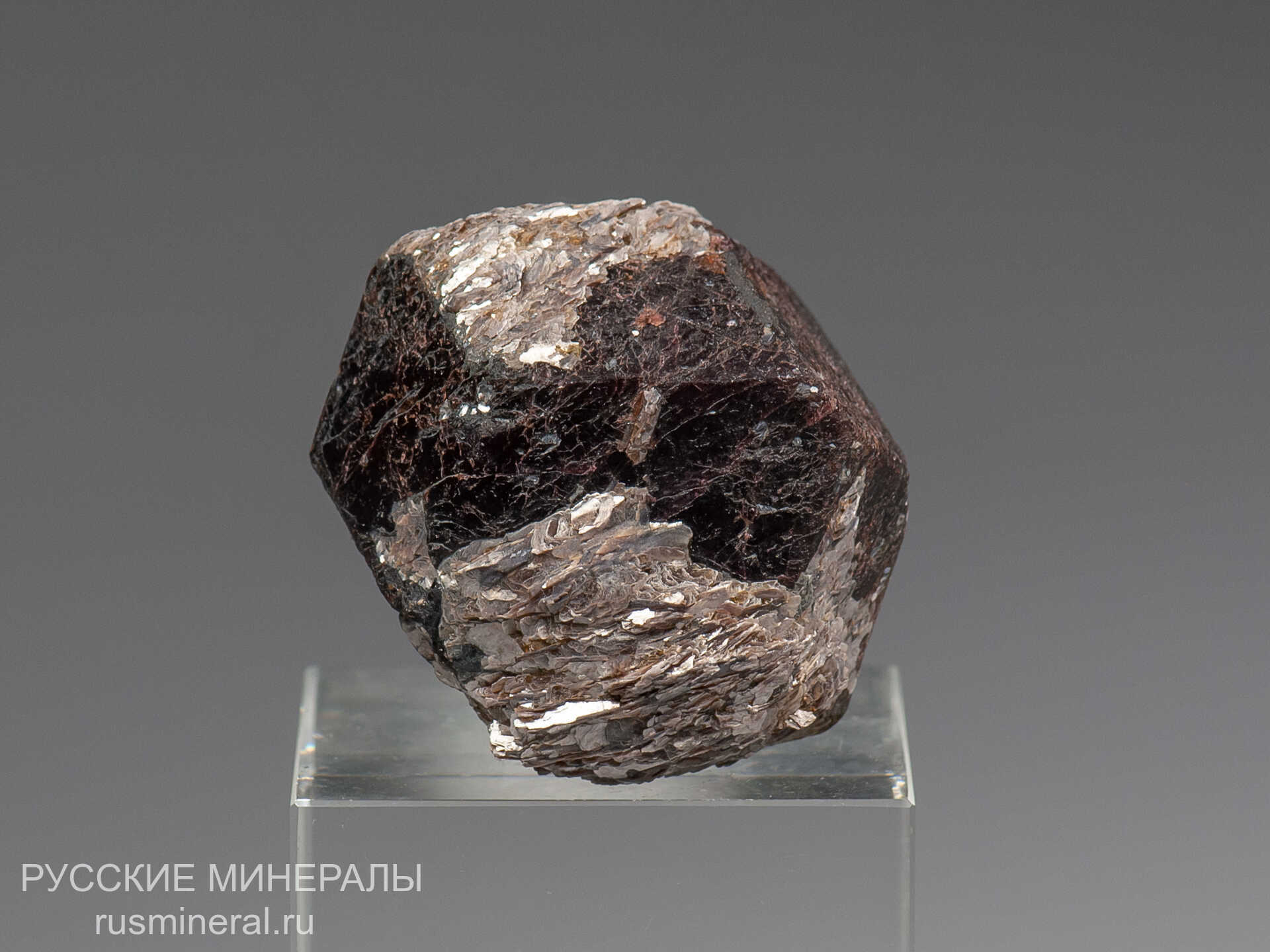 Альмандин Альмандин