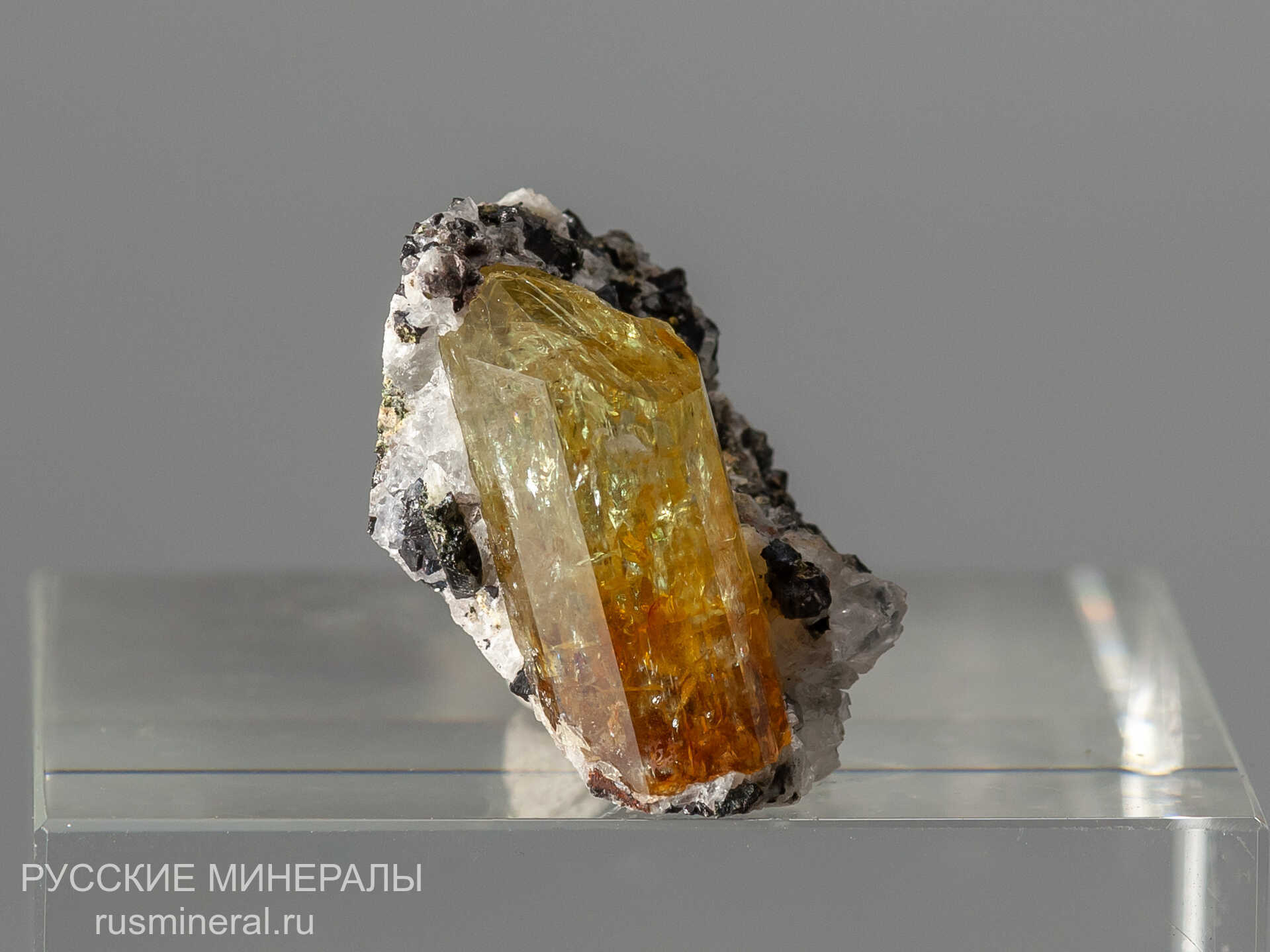 Апатит (фторапатит) Апатит (фторапатит)