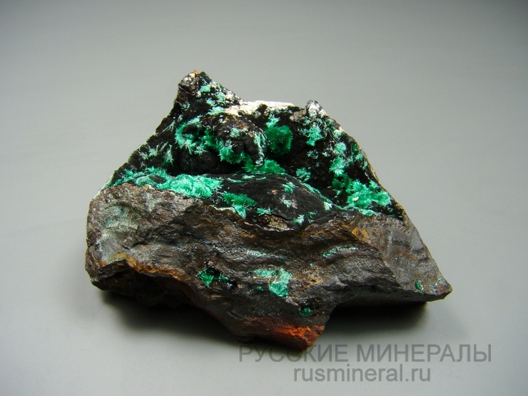 Брошантит Брошантит