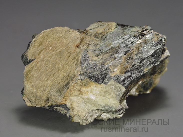 Дельхайелит Дельхайелит