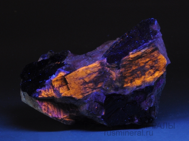 Дельхайелит Дельхайелит