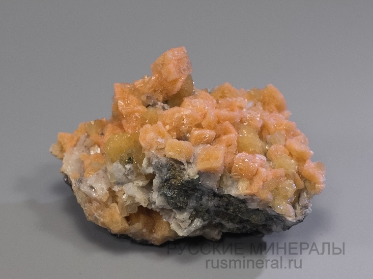 Гмелинит, стильбит Гмелинит, стильбит