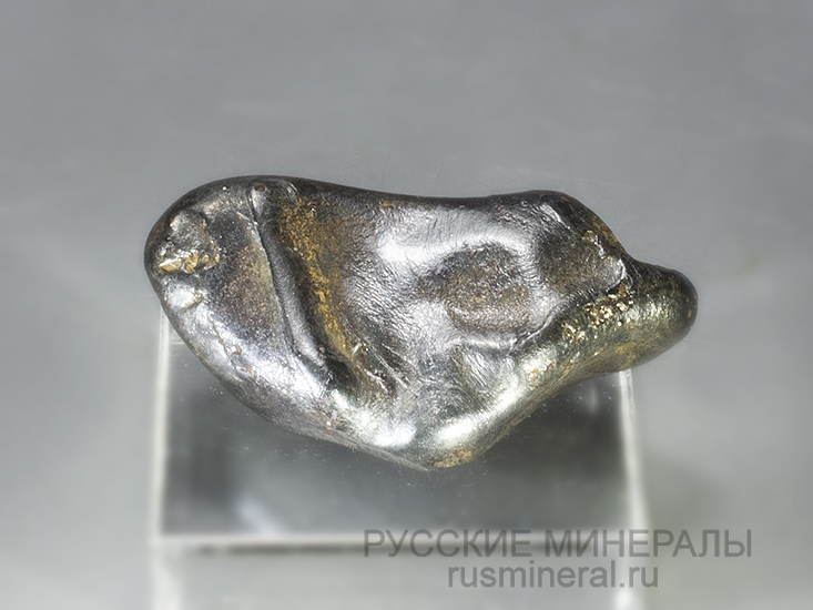 Метеорит Сихотэ-Алинь, индивидуальный экземпляр Метеорит Сихотэ-Алинь, индивидуальный экземпляр